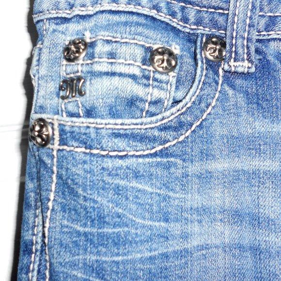 Miss Me 25 Straight Skinny Jeans Heavily Embellished Low Rise - Picture 3 of 12